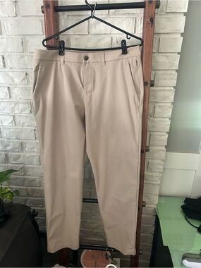 Lululemon beige commission pants 34X30